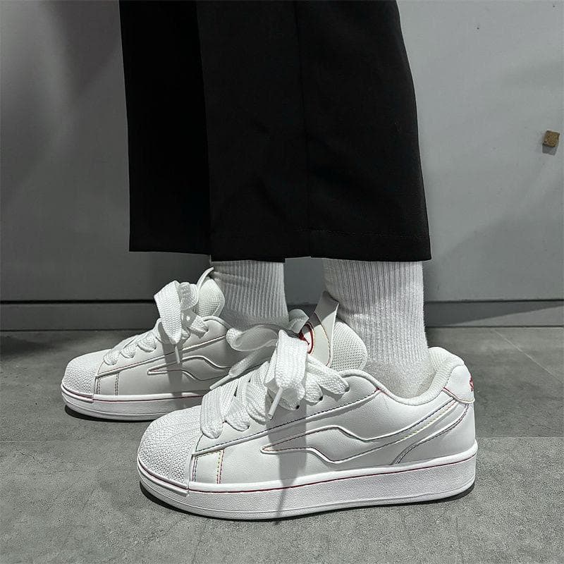 Korean version of student leisure niche trend board shoes women's ins street photography versatile retro comfortable and lightweight retro bread shoes